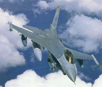 F-16 Fighting Falcon и МИГ-23 против F-15 и F-16